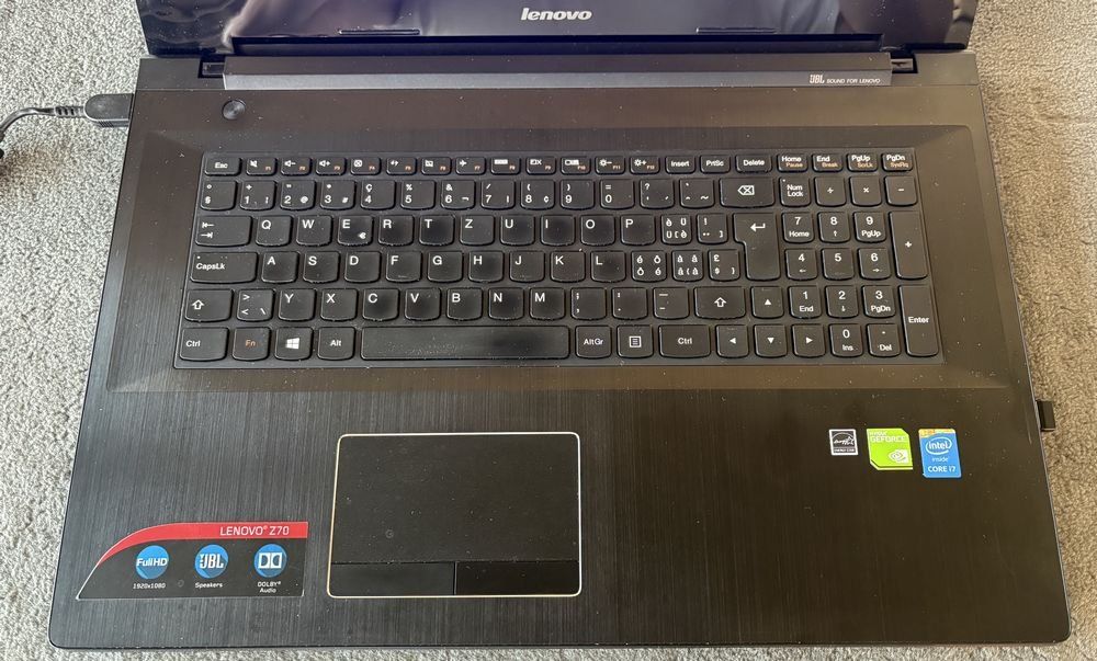 Lenovo Notebook: Ordinateur portable 17.3'' - Windows 11 - i7 - 8Go - 1To – Usato da Lausanne venduto da Enetg 2