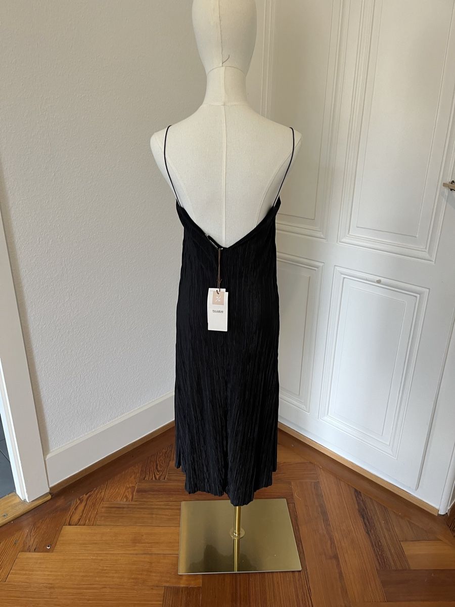 Pull&Bear Vestiti: Pull&Bear Dress - Black - Size S - Summer Essential! – Nuovo (secondo la descrizione) da Genève venduto da nba_l98n 2