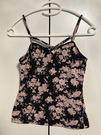 Top mit Blumenmuster Grösse S
