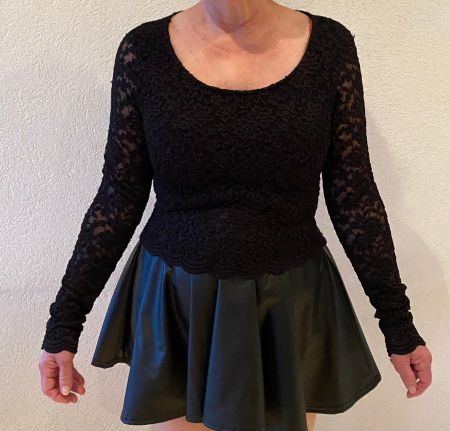 Pullover M schwarz von AMISOU leicht durchsichtig chic (74)