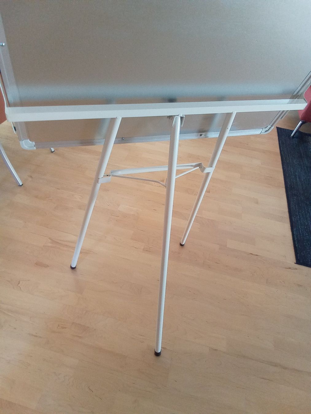 Tableaux: Flipchart WHITEBOARD mit DREIBEINSTATI – D'occasion à Feuerthalen par jwunu_8576 3