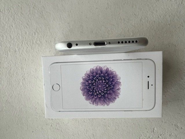 Apple Telefoni cellulari / Smartphones: Iphone 6, 16 GB Batterie 87% – Usato da Wettingen venduto da Muda33 2