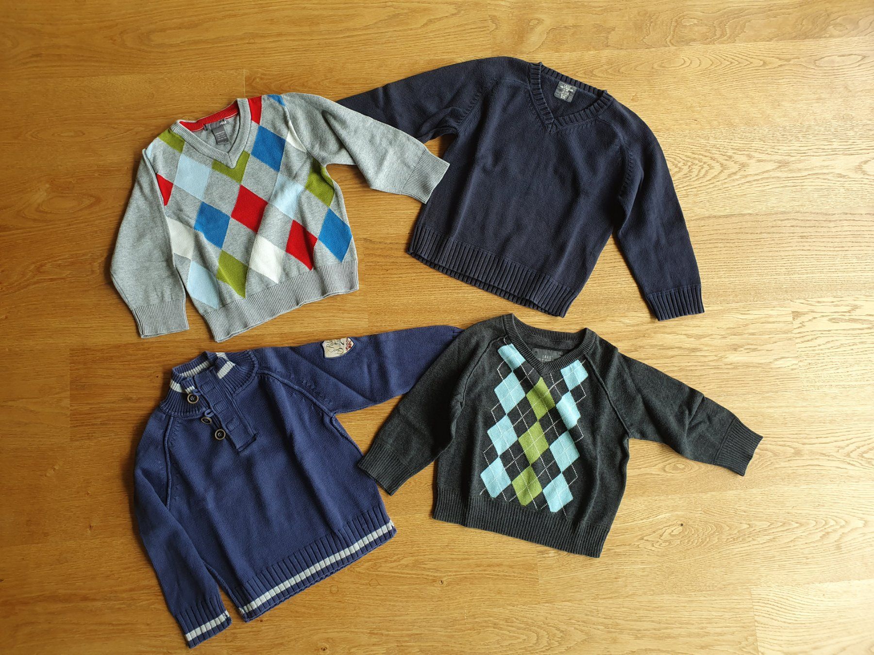 Maglioni & Felpe: 4x Pullover Gr. 86/92 – Usato da Villars-sur-Glâne venduto da richardette