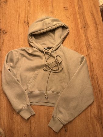 Zara Hoodie, salbei, Croped - Ideal für den Übergang!
