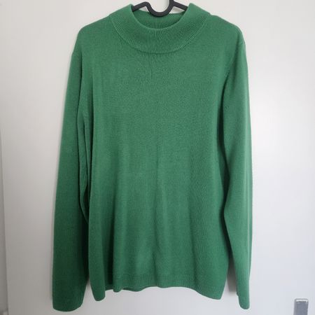 Pullover mit Kragen, grün
