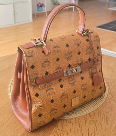 MCM Vintage Visetos Hand Satchel  Tasche in Cognac.