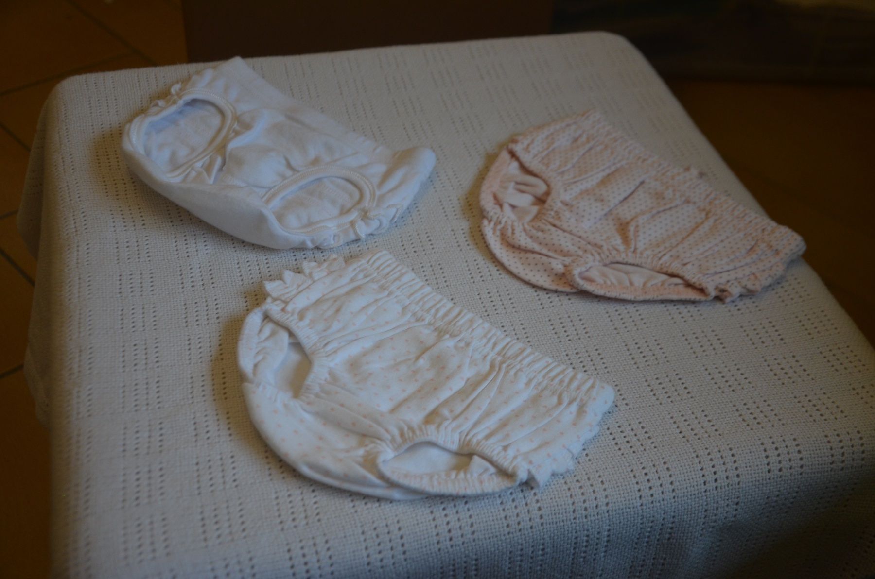 Lotti & Set di vestiti: TAILLE  56-62 - 3 SLIP – Usato da Chiasso venduto da Dolly015 1