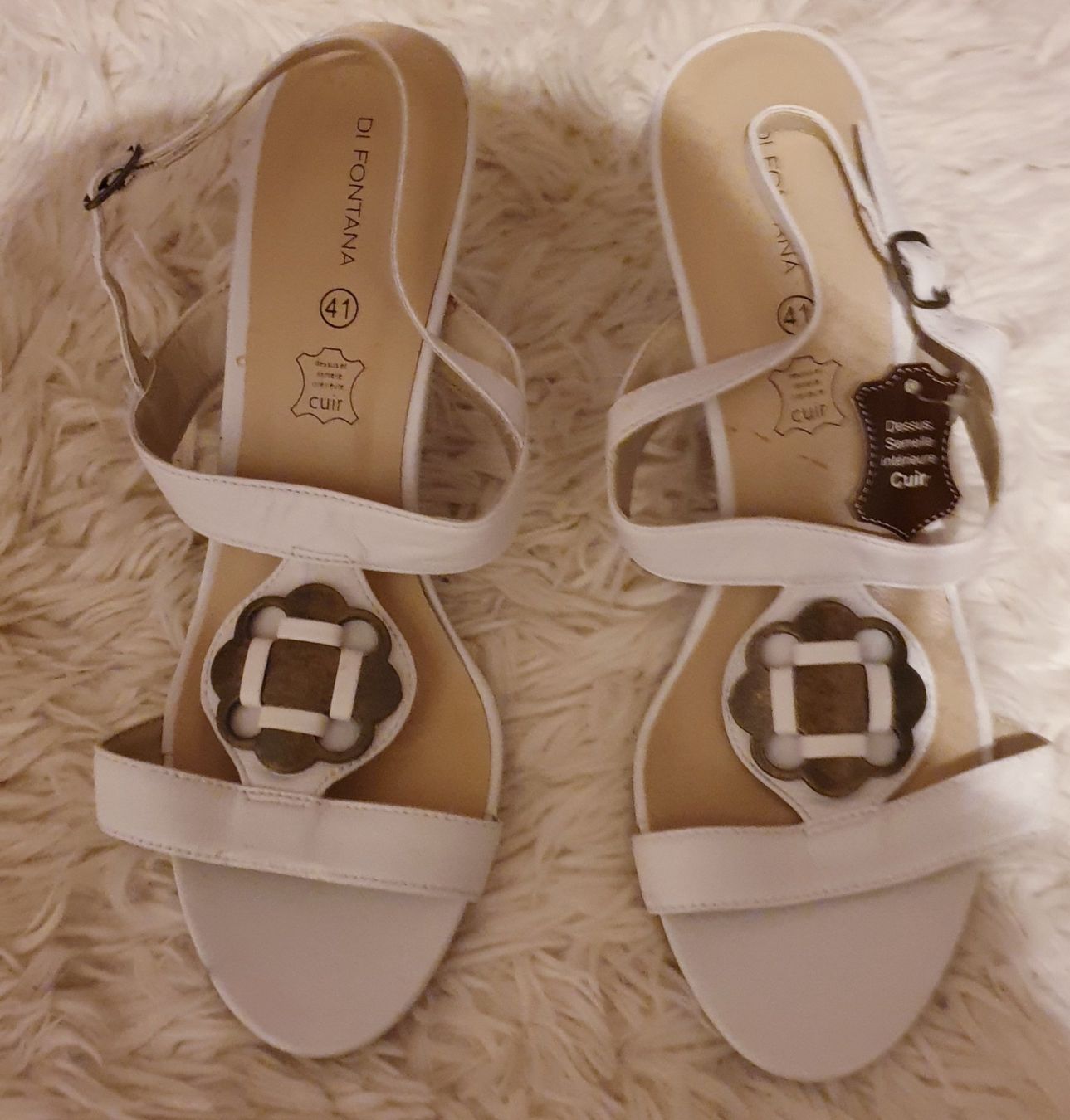 Damenschuhe: DAMEN SANDALEN – Neu (gemäss Beschreibung) aus Thun von Vecgou