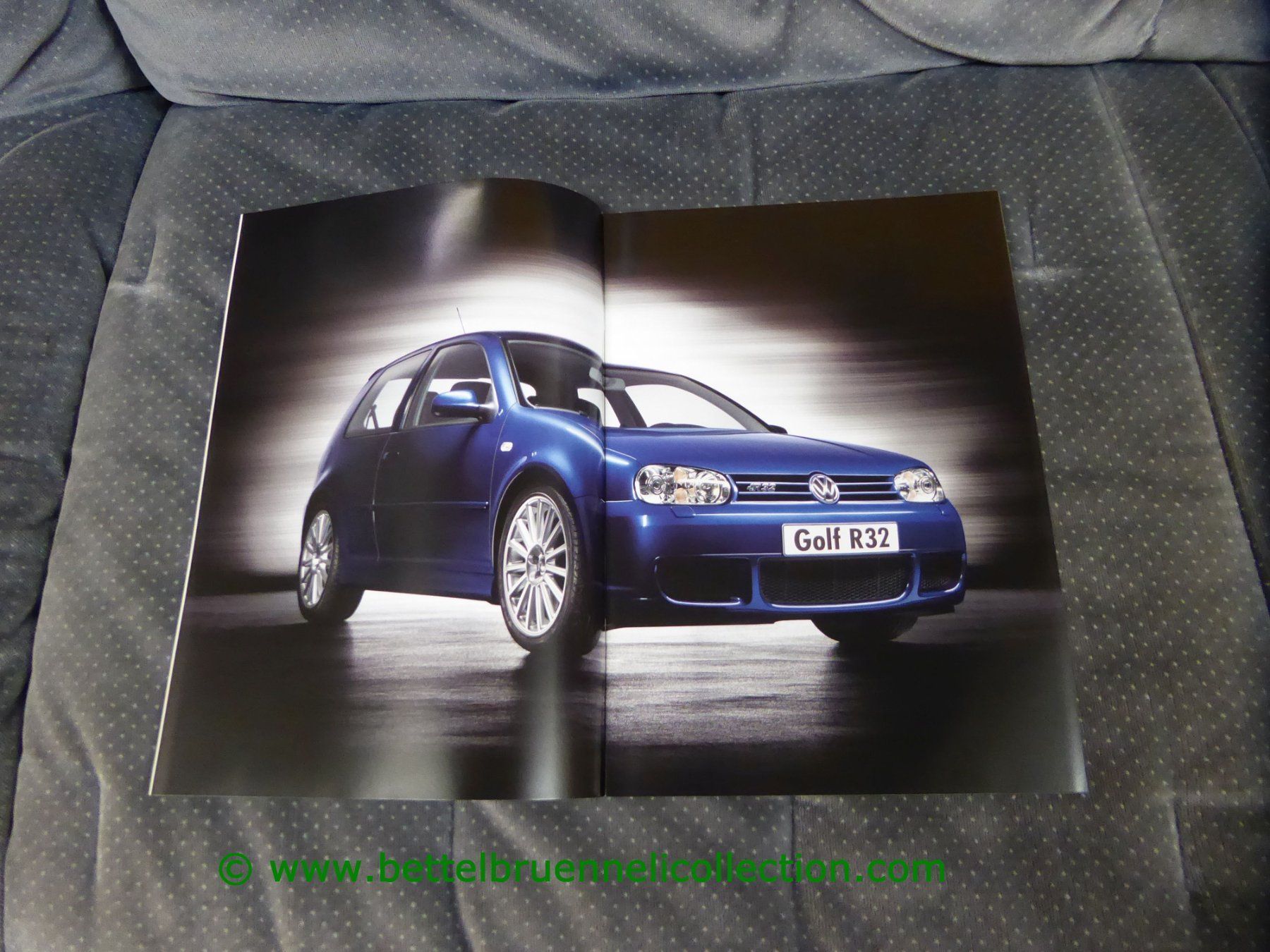 VW Dokumente: VW Golf R32 Prospekt 2003/01deutsch – Gebraucht aus Weingarten-Kalth von Bettelbruenneli 1