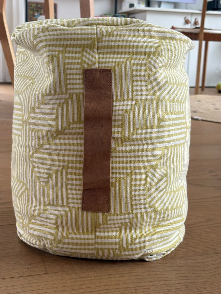 Oyoy Tabourets: OYOY Sitzsack, Sitzhocker – D'occasion à Tann par iundsh 1