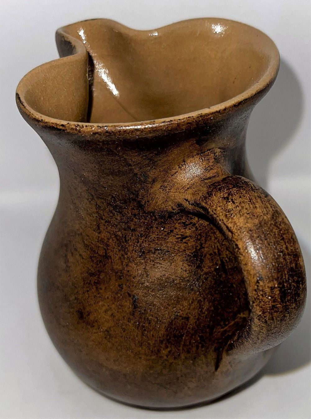 Karaffen: Krug Keramik H 12 cm. – Neu (gemäss Beschreibung) aus Lutzenberg von Truhe 2