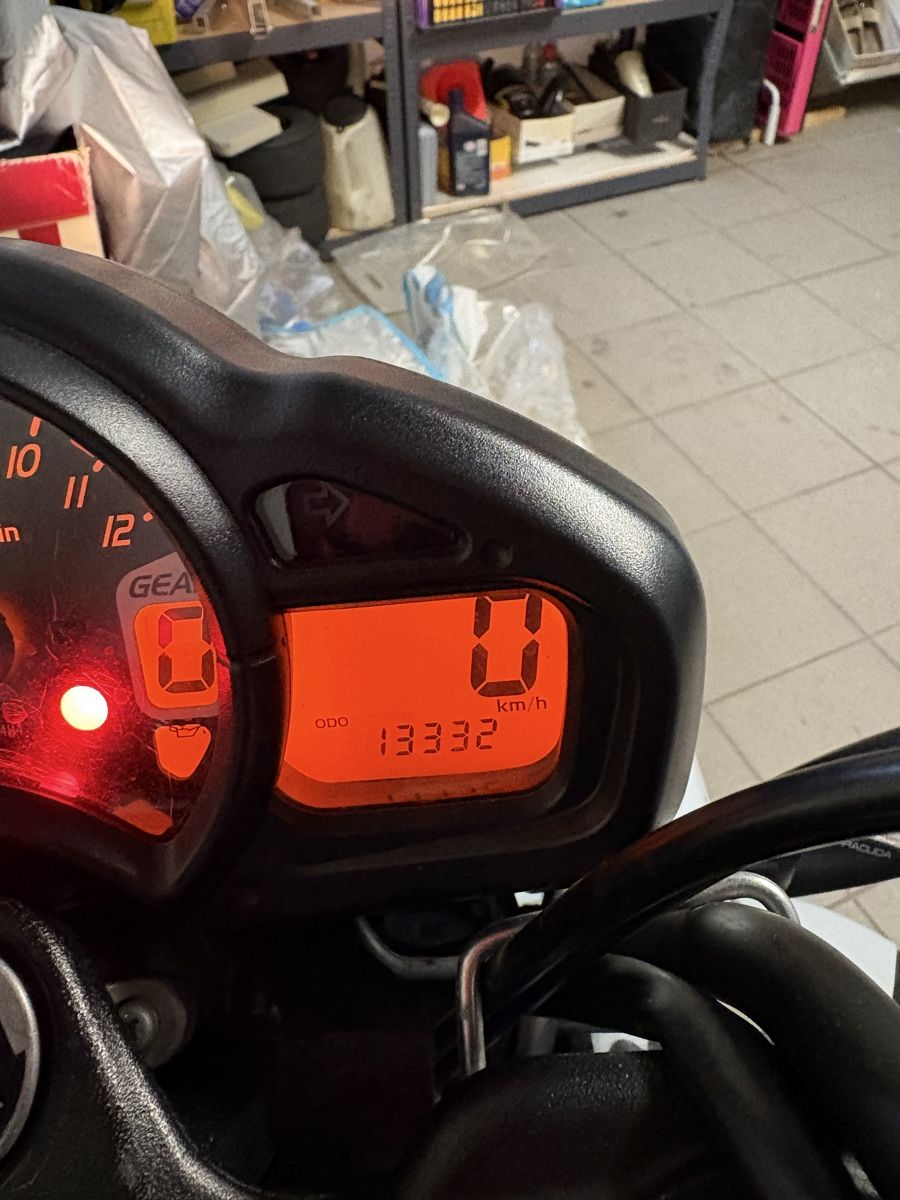 Strada: Suzuki Gladius 650 (35Kw) – Usato da Pregassona venduto da ser_9rz8 2