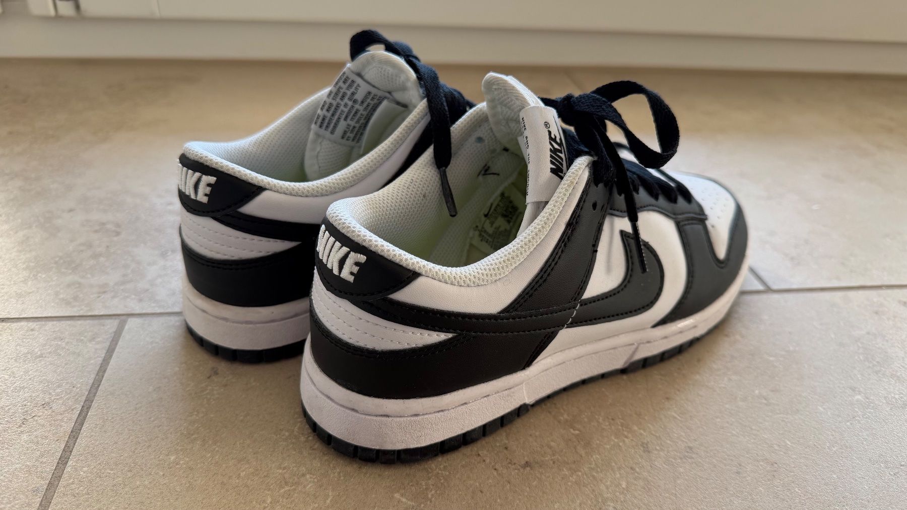 Nike Scarpe da uomo: Nike Dunk Low Panda – Nuovo (secondo la descrizione) da Eschen venduto da 14Jessica14 2
