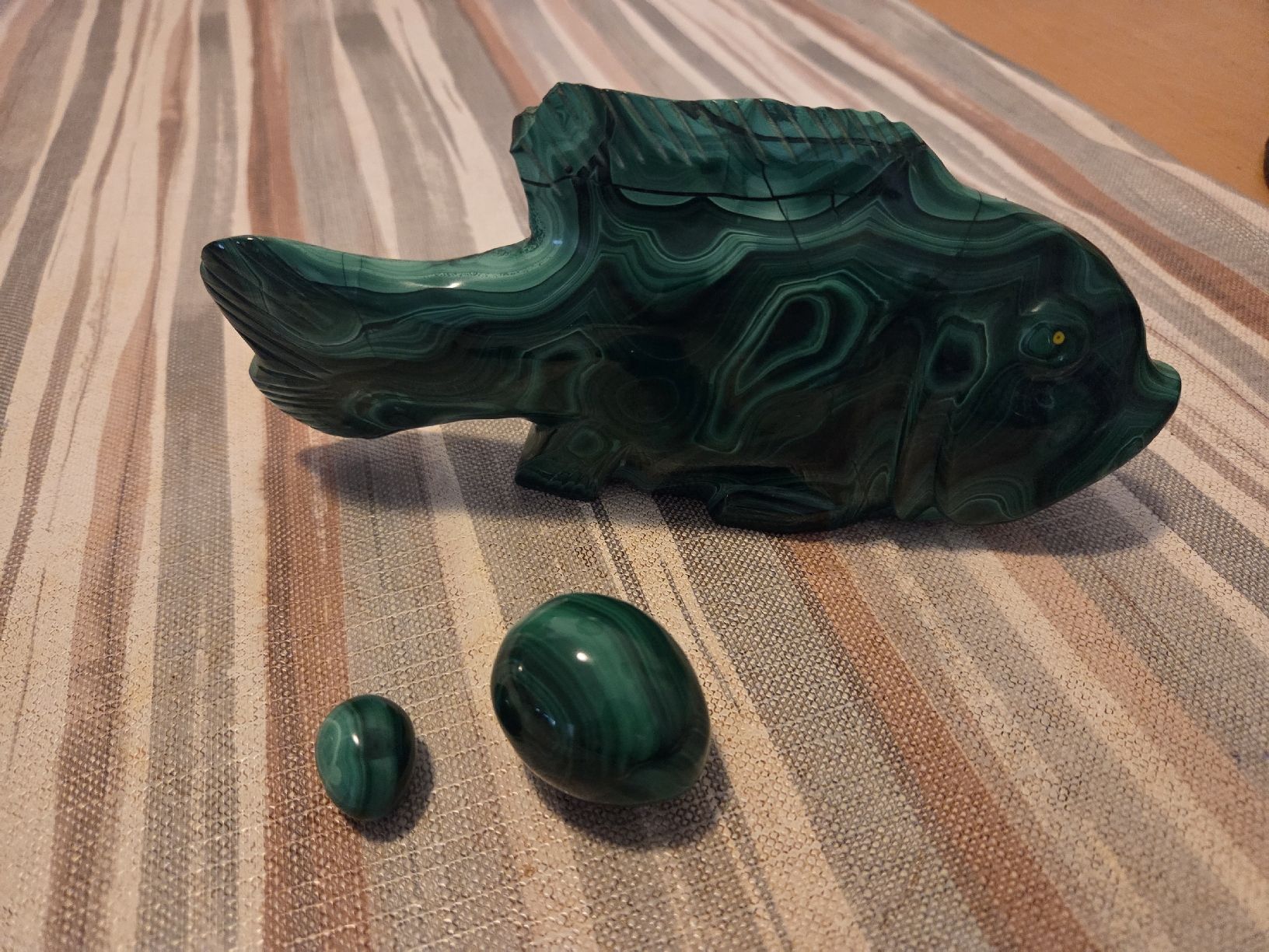 Figurines: Malachit-Fisch, Edelstein, Glück ! sehr schwer – D'occasion à Breitenbach par TWIX22 2