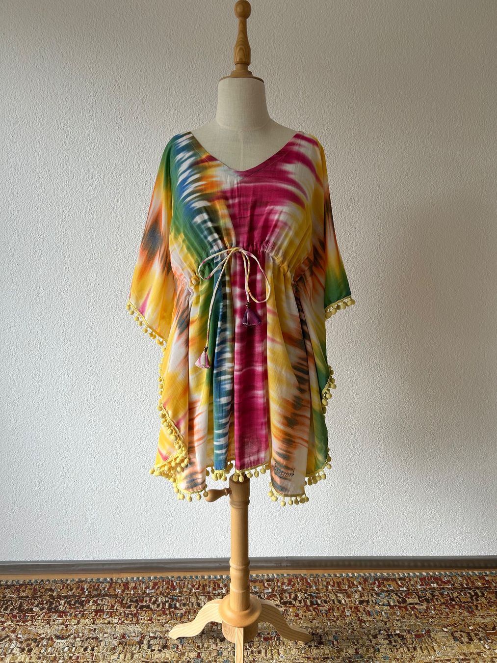 Tuniche: Poncho / Strandkleid von beyond Gr. M – Usato da Rothenburg venduto da stacostaco