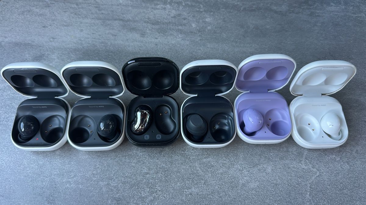 Samsung Casques audio: Samsung Buds, le lot! Vente flash  – D'occasion à Le Lignon par fab_w9jj 1