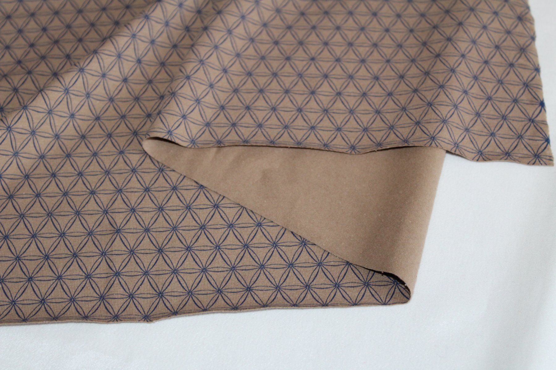 Tessuti: Stoff Baumwolljersey beige/blau – Nuovo (secondo la descrizione) da Obfelden venduto da solomon111 2