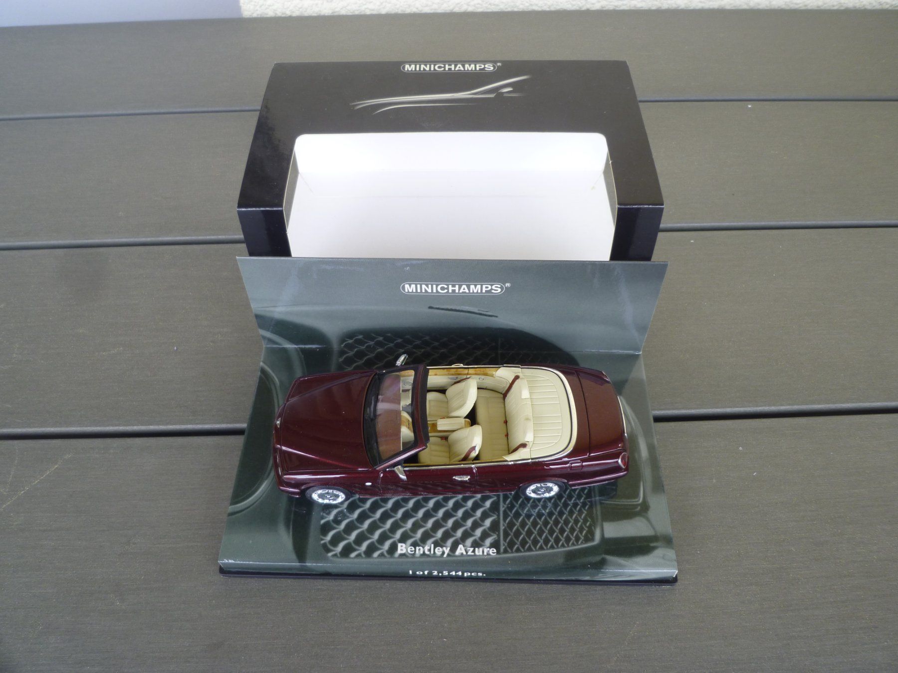 Bentley Modellini d'auto: Bentley Azure (2006) – Nuovo e nell'imballaggio originale da Flawil venduto da Imperiosud 8