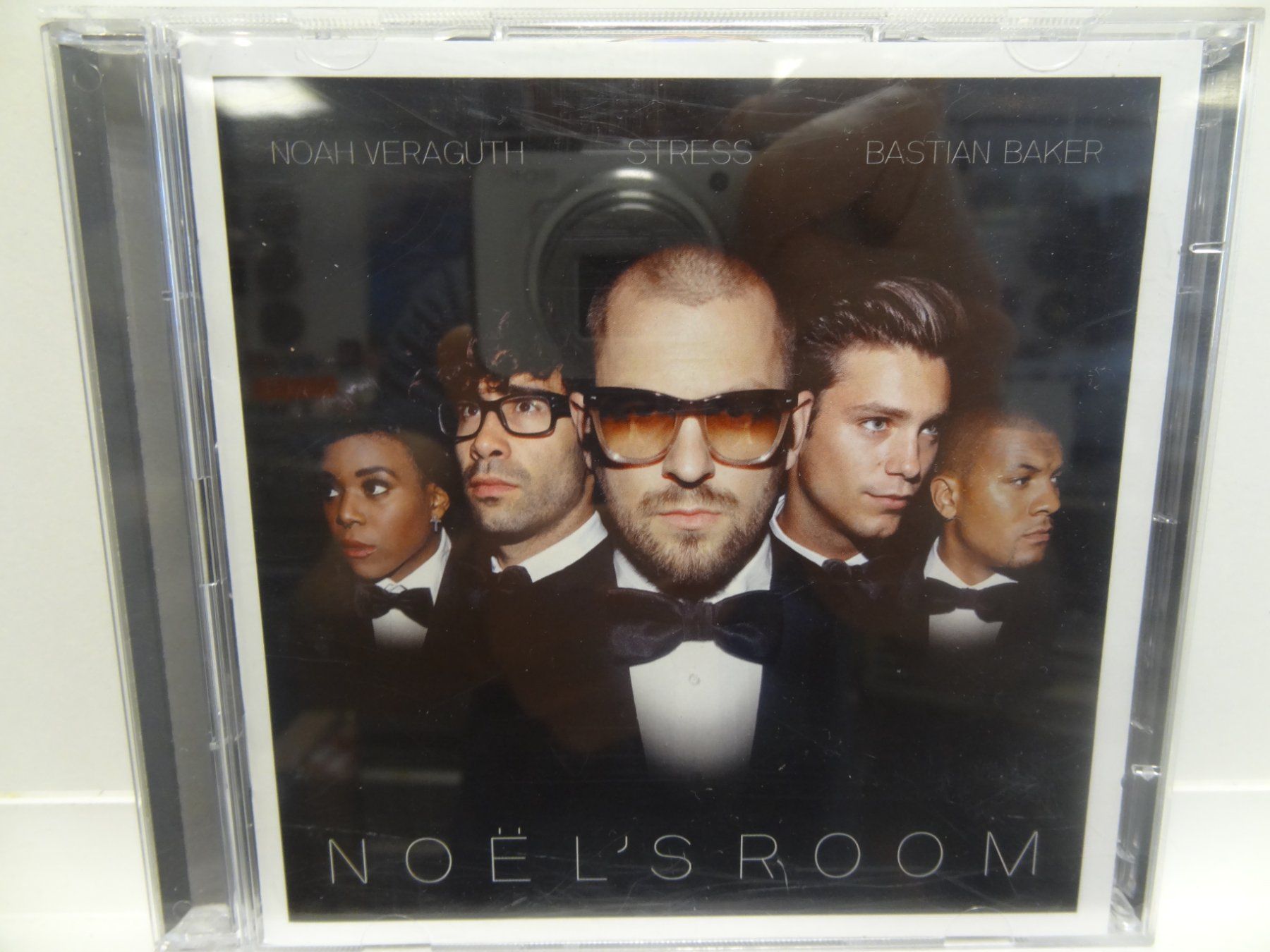 CD: Stress Noël’s Room – Usato da luzern venduto da musicandart