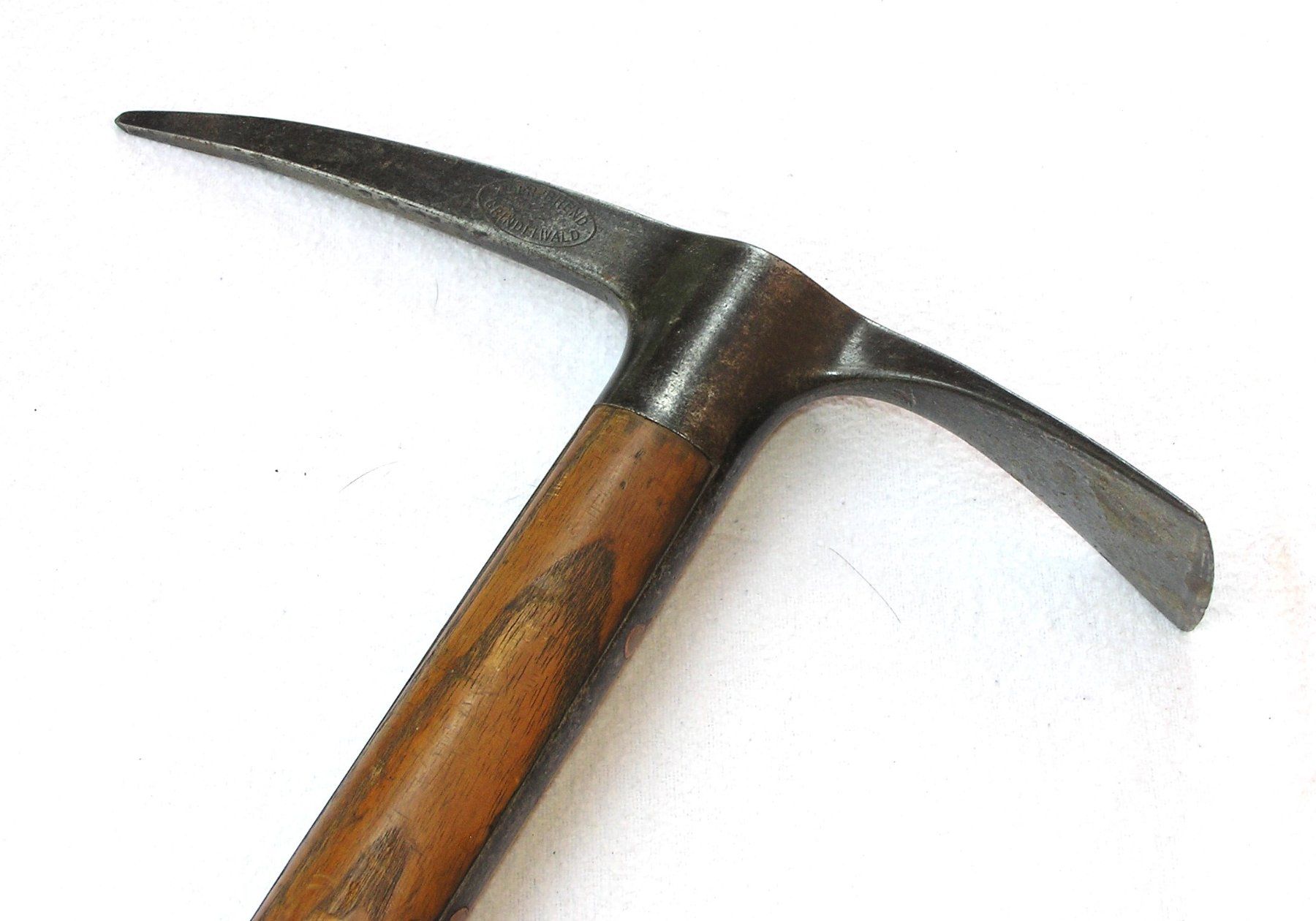 Matériel de grimpe: ALFRED BHEND GRINDELWALD HISTORISCHER EISPICKEL PIOLET – D'occasion à Grenchen par Antique-hunter 8