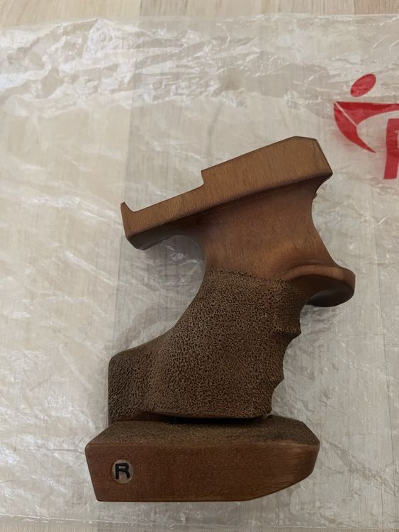 Pistolengriffe Holz zu Pardini SP 2