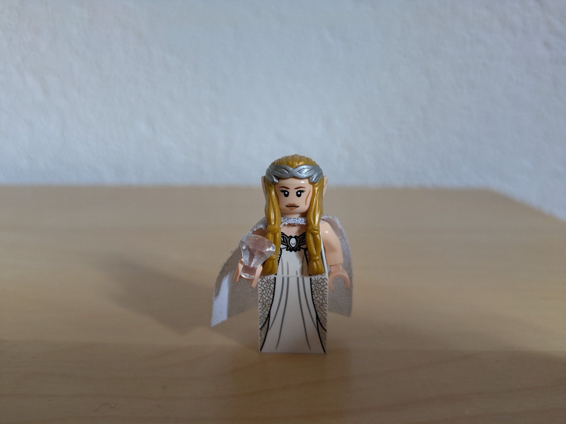 Lego Statuette: LEGO Galadriel – Usato da winterthur venduto da dsy_grj8