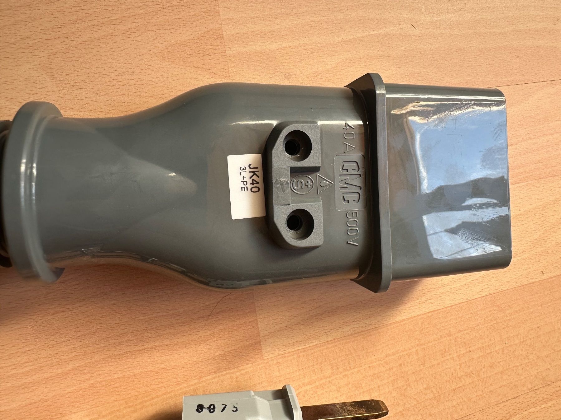 Spine: Stecker  J 40 4 Polig NEU CMC – Usato da Huttwil venduto da Bolpa