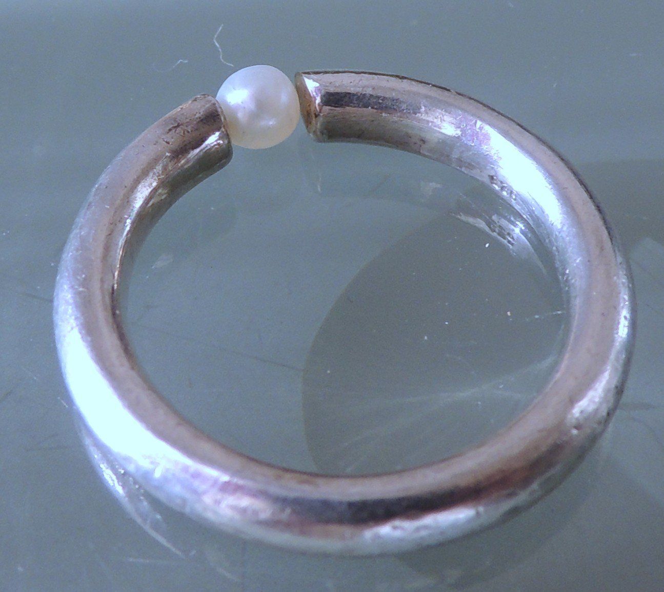 Anelli: Silber 925 Fingerring mit Imitatperle Gr. 57 – Usato da Waldenburg venduto da schaller707 2
