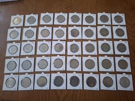 40 Gedenkmünzen 5 Fr