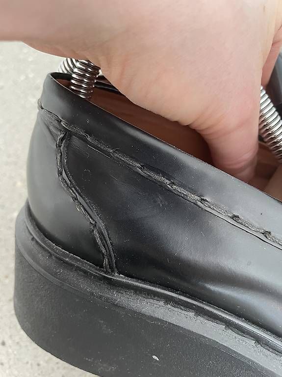 Chaussures femmes: Celine schwarze Loafer 38 – D'occasion à Zürich par ann_lv2n 1