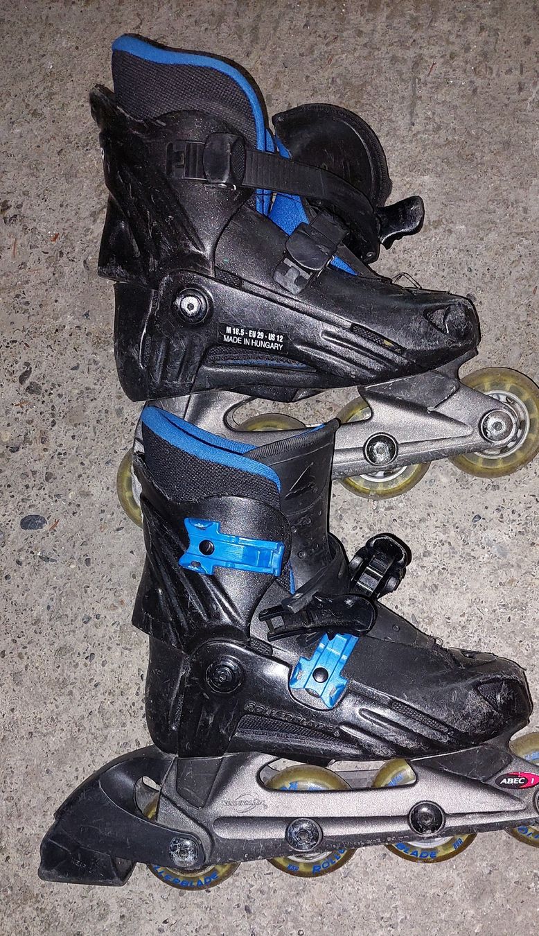 Pattini in linea & Pattini a rotelle: Rollschuhe gr 29 – Usato da Gwatt (Thun) venduto da Letzte-Chance-III 1