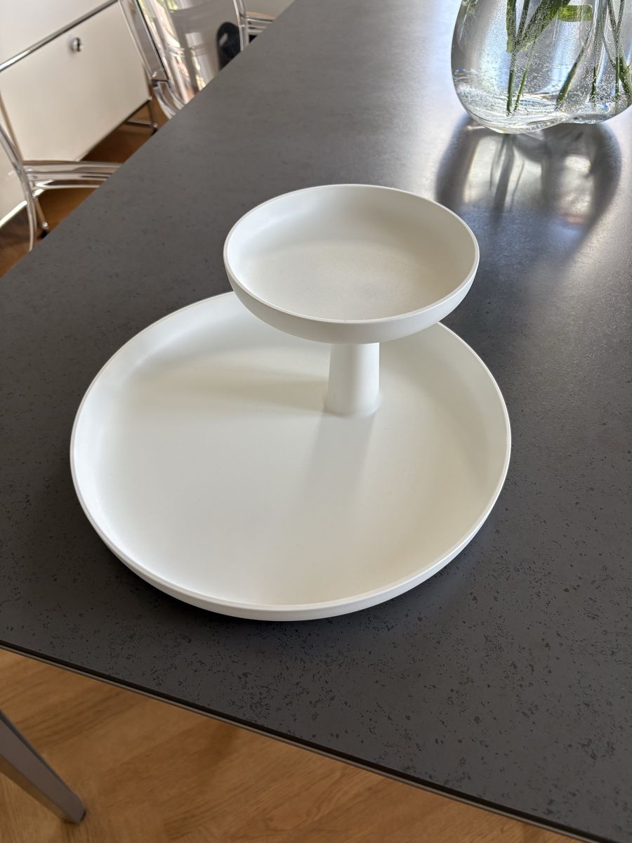 Piatti di portata: Etagere Vitra  – Usato da Bern venduto da nin_y967 1
