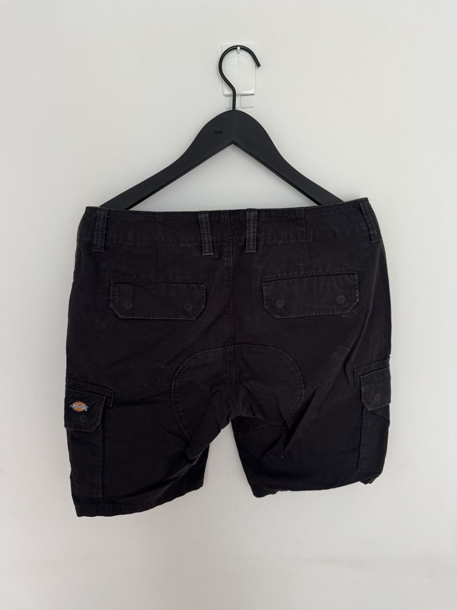 Dickies Pantaloni: Dickies Construct Cargo Shorts Schwarz 32 – Nuovo (secondo la descrizione) da Zürich venduto da pa.ul 2