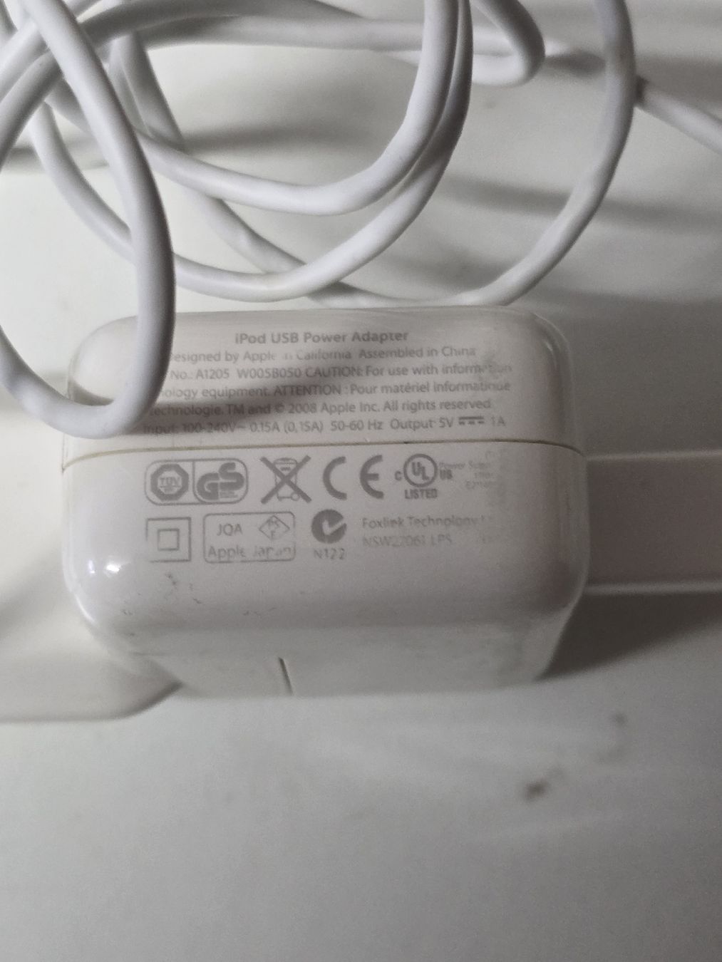 Caricabatterie: Apple iPod USB Power Adapter  – Usato da Dorf venduto da Echo_Elements 3