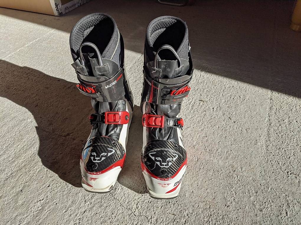 Dynafit Scarpe da uomo: Dynafit Dyna Skitourenschuhe Gr. 27 Gratisversand – Usato da Innertkirchen venduto da Flir