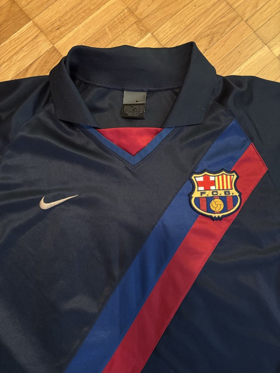 Nike Canottiere & Pantaloni: FC Barcelona Trikot Ronaldinho – Usato da Zürich venduto da ChampShirts 3
