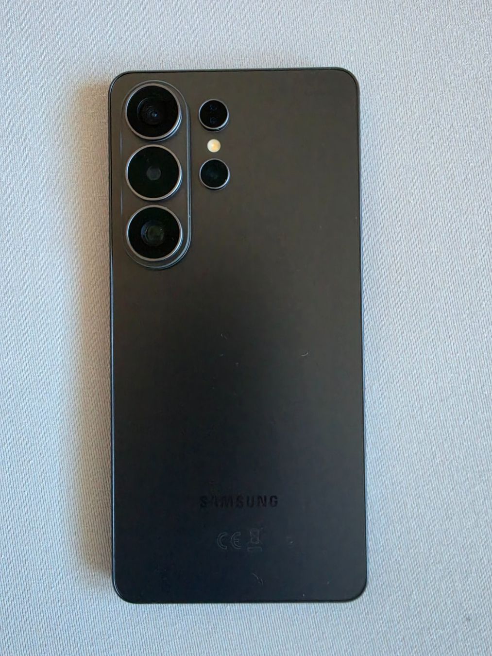Samsung Telefoni cellulari / Smartphones: Samsung S26 Ultra 1TB – Nuovo (secondo la descrizione) da Le Noirmont venduto da GIRswiss 1