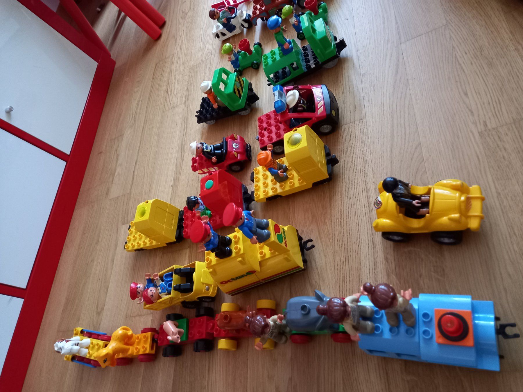 Lego Baukästen: Lego, ganz viele Stücke – Gebraucht aus Winterthur von criss_surdila 9
