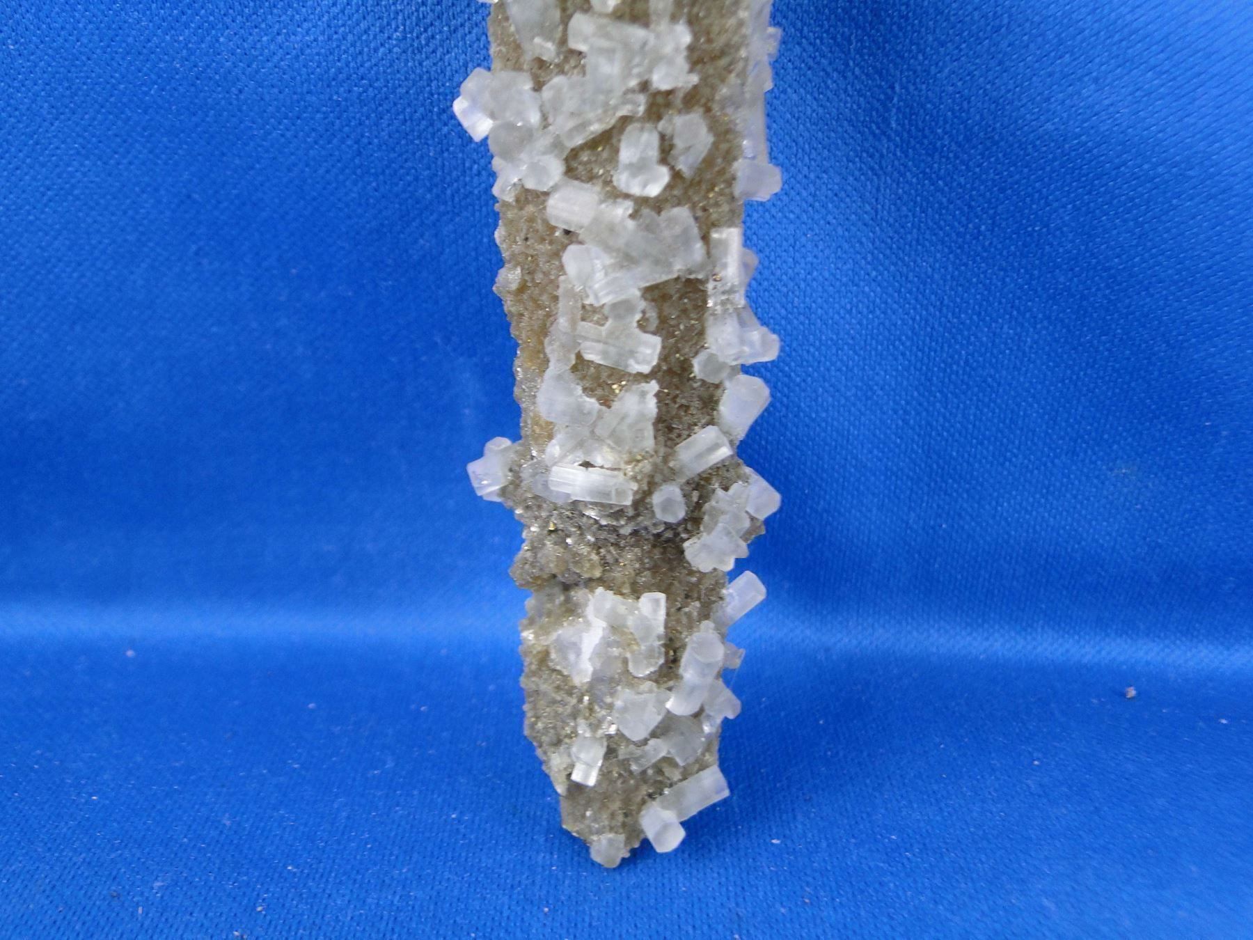 Minerali & Pietre curative: Apatit auf Quartz – Usato da Schinznach Bad venduto da Demerald 7