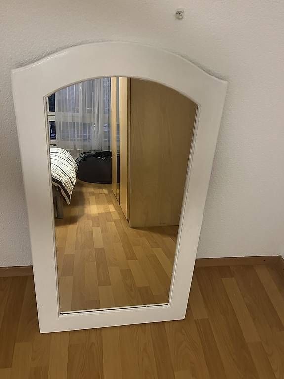 Specchi: Miroir blanc  – Usato da Chavannes-Renens venduto da luc_52p8