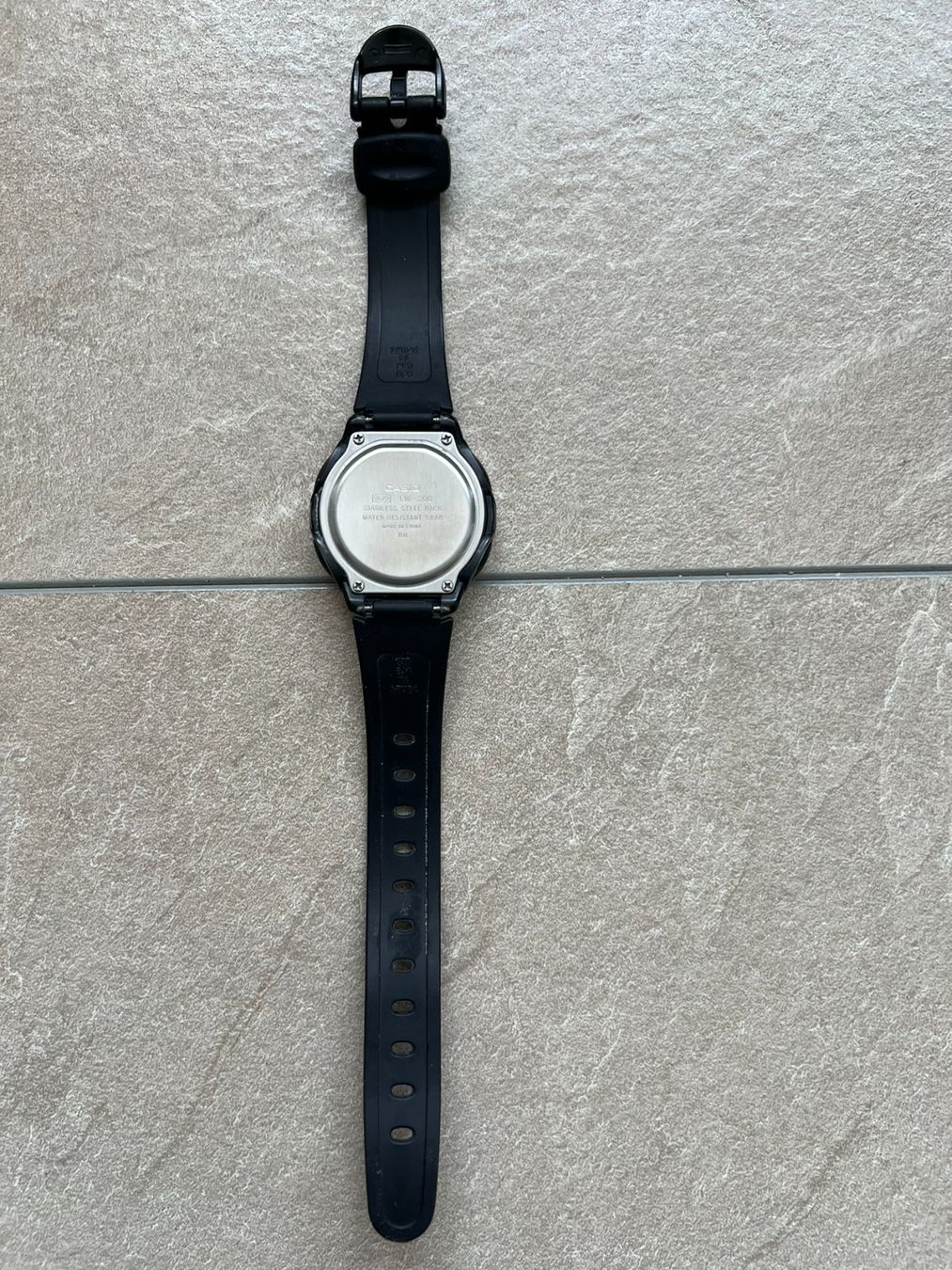 Casio Orologi: Casio Uhr LW-200 – Usato da Muotathal venduto da Imanu04 2