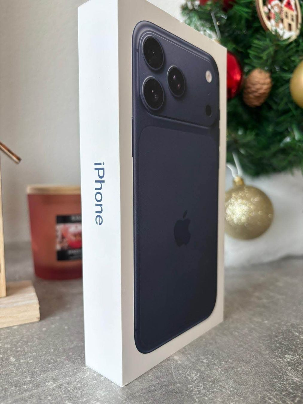 Apple Telefoni cellulari / Smartphones: i Phone 17 pro – Nuovo (secondo la descrizione) da Basel venduto da bil_ql6x 1