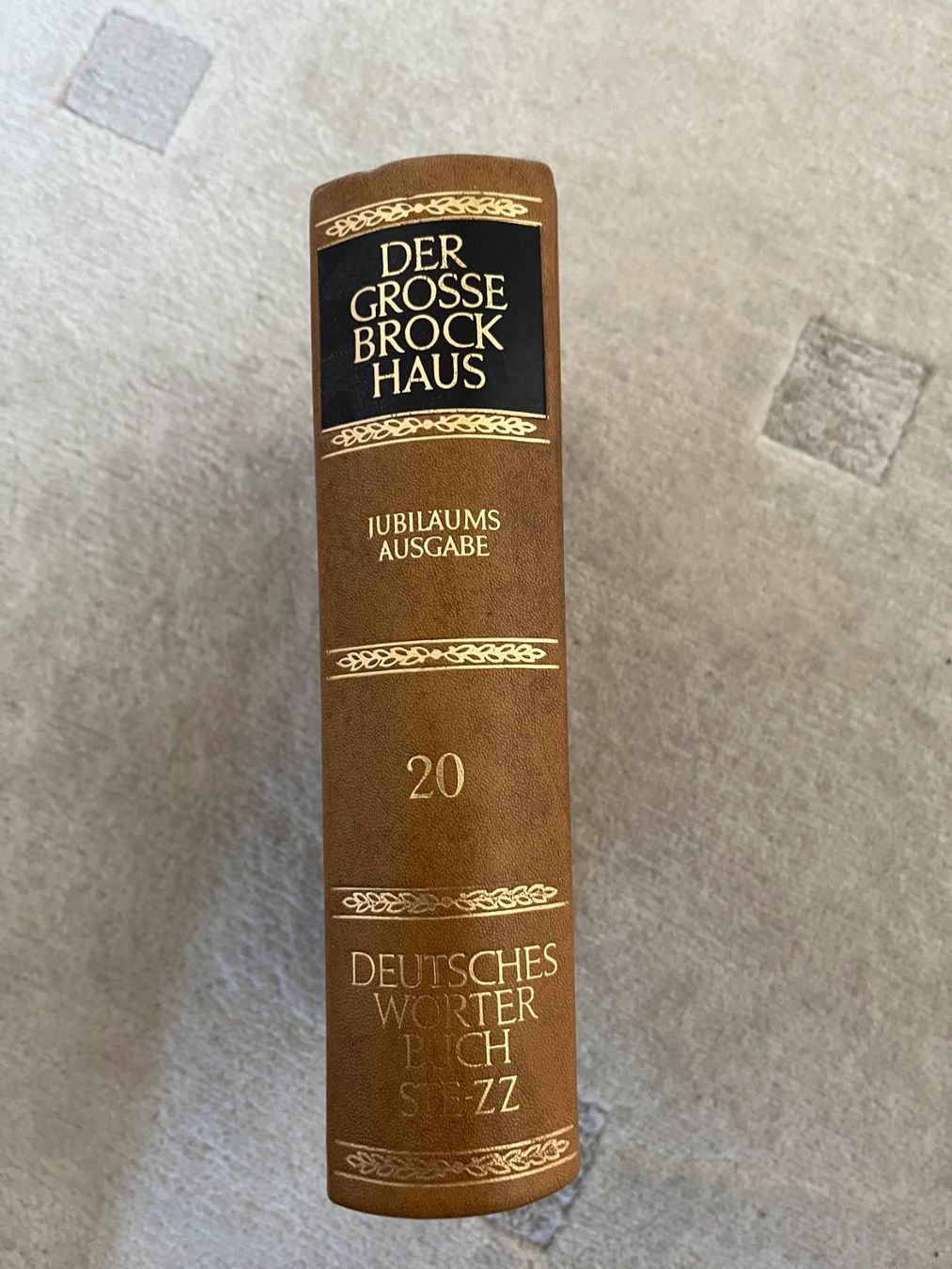 Libri: Der grosse Brockhaus Juniläumsedition 1977 Leder gebunden – Nuovo (secondo la descrizione) da Oberhofen TG venduto da hrvo66 6