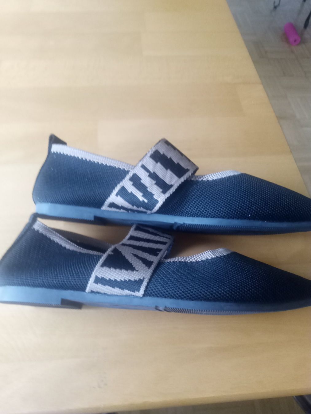 Scarpe da donna: Ballerine /Loafer – Nuovo (secondo la descrizione) da Biel/Bienne venduto da Ganesh12 1