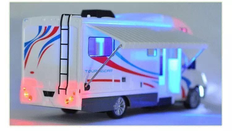 Modellbausätze & Standmodelle: Wohnmobilmodel 1:32 – Neu und originalverpackt aus Winterthur von Neilpryde01 8