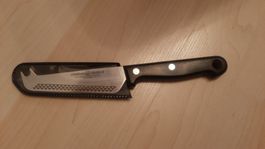 K..12) Pilatus sonstige Messer Set