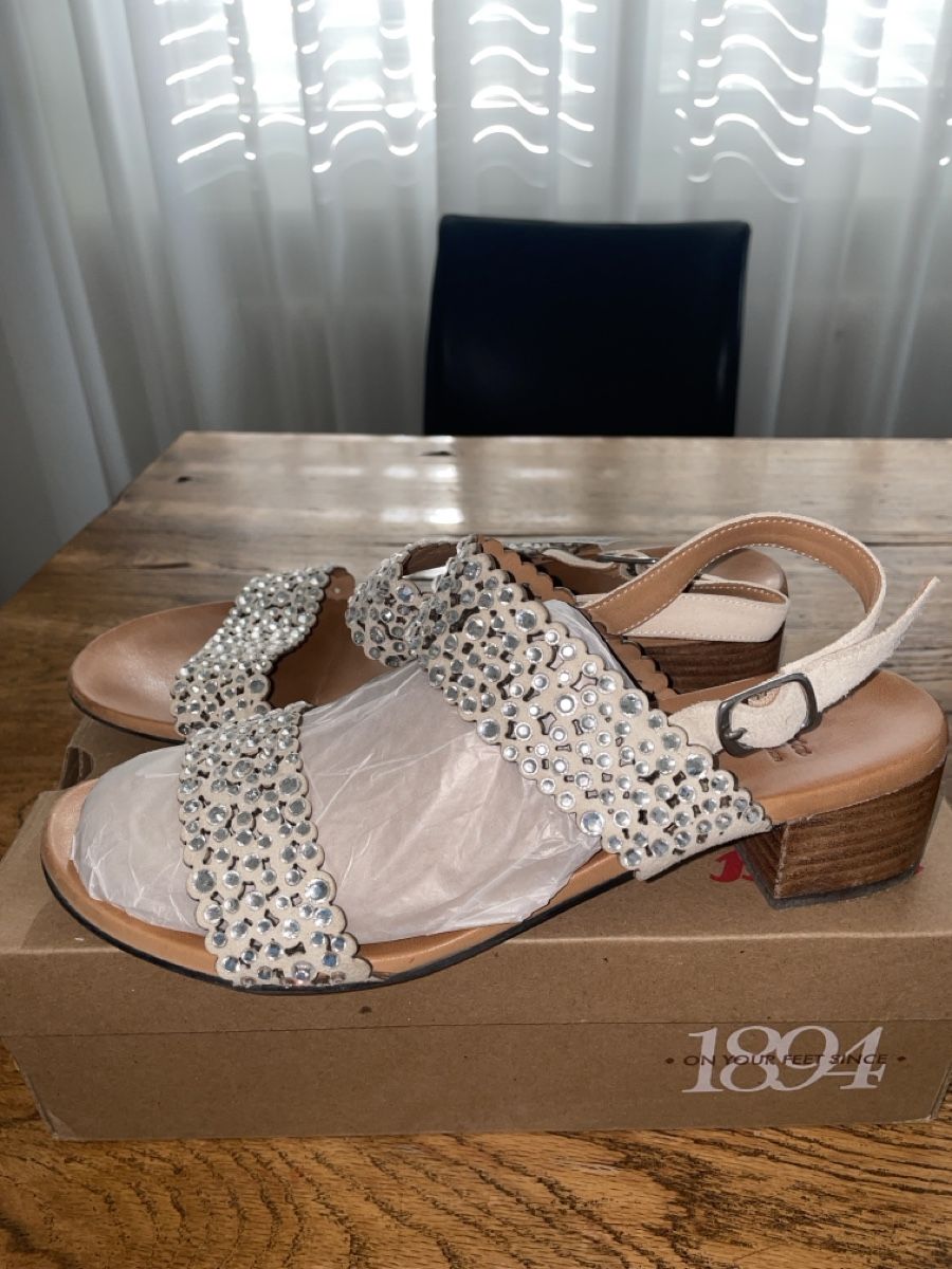 Damenschuhe: Sandali da donna con strass taglia 38 – Gebraucht aus Bellinzona von remarema