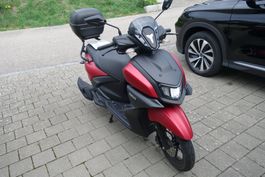 Roller Yamaha LCG125 RayZR