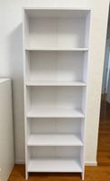 Bücherregal weiss mit fünf Fächern gebrauchter Zustand