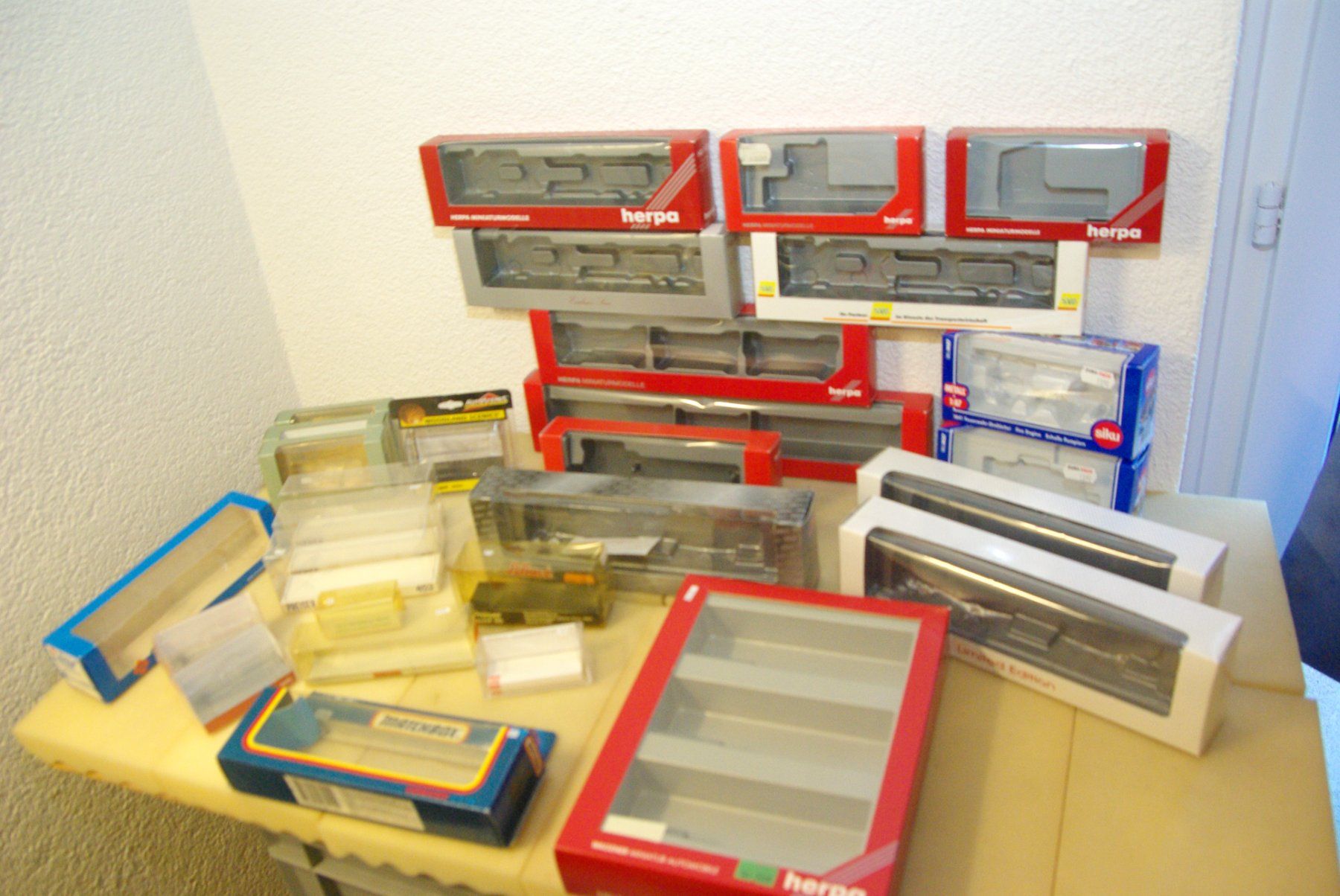 Modellautos: Diverse Leerverpackungen, Z.B. HERPA... – Gebraucht aus Herisau von Cevianer1844